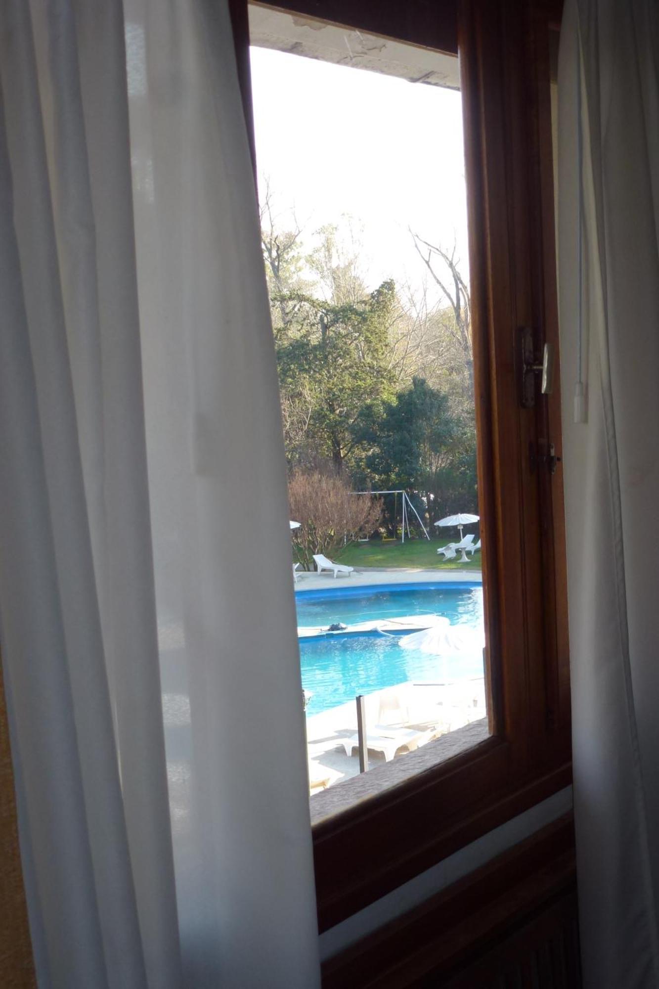 Hotel Edelweiss Villa General Belgrano Bilik gambar