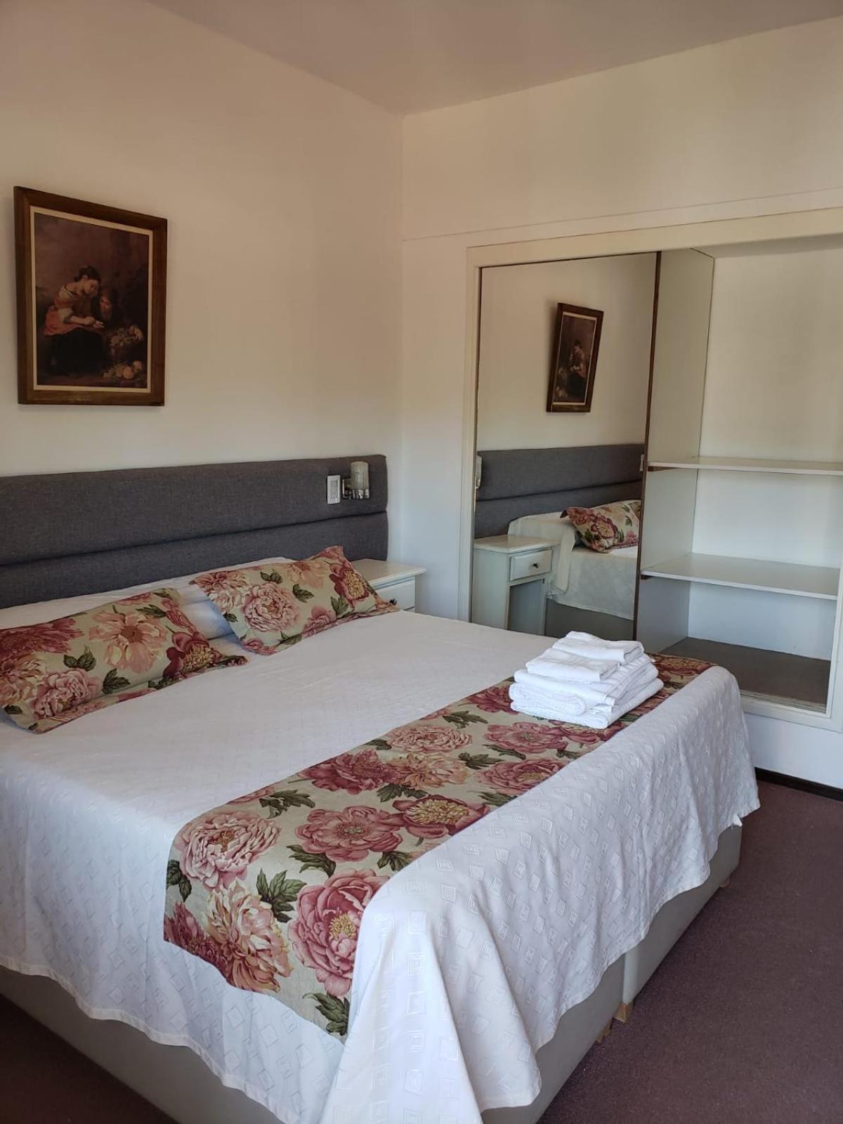 Hotel Edelweiss Villa General Belgrano Luaran gambar