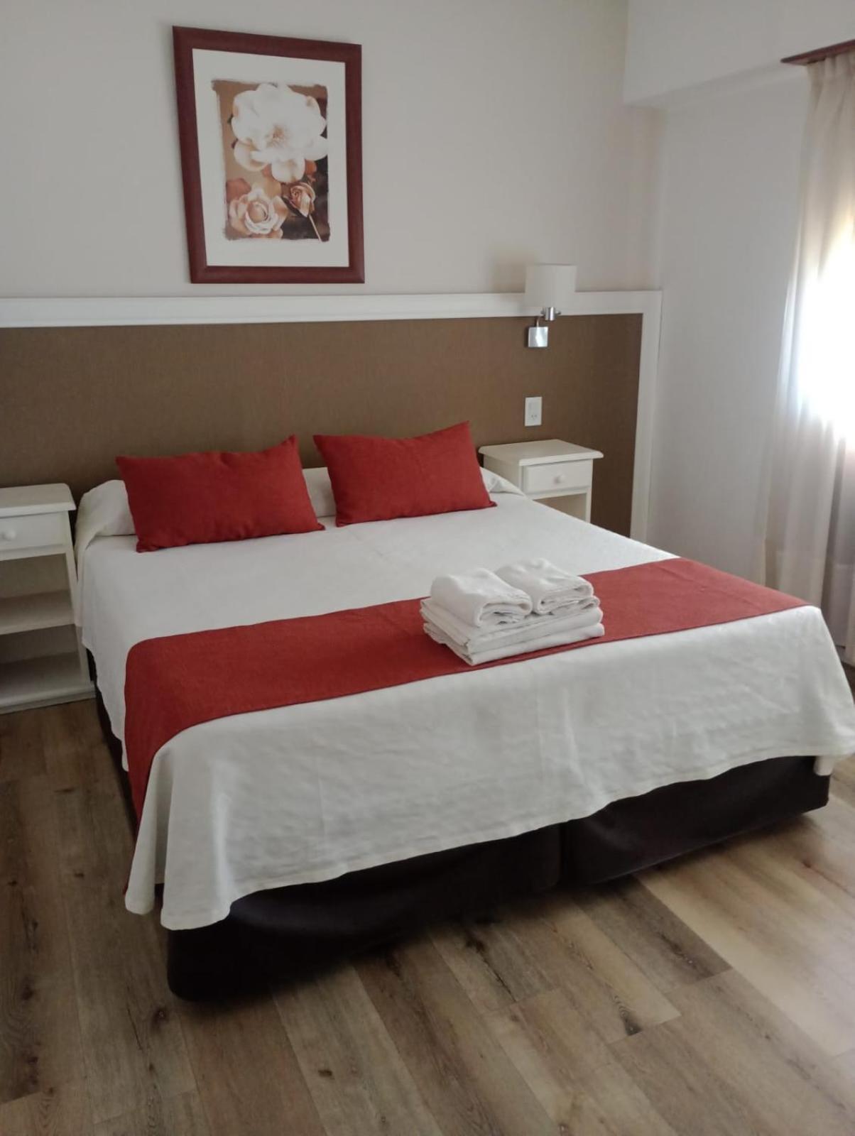 Hotel Edelweiss Villa General Belgrano Luaran gambar