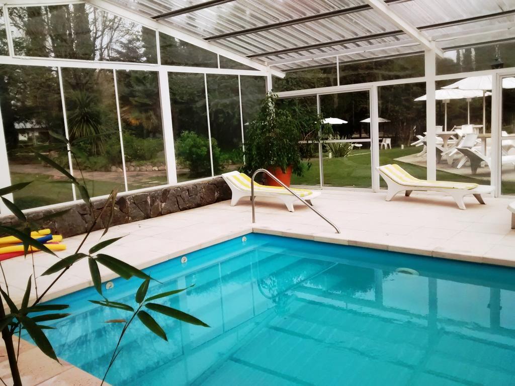 Hotel Edelweiss Villa General Belgrano Luaran gambar