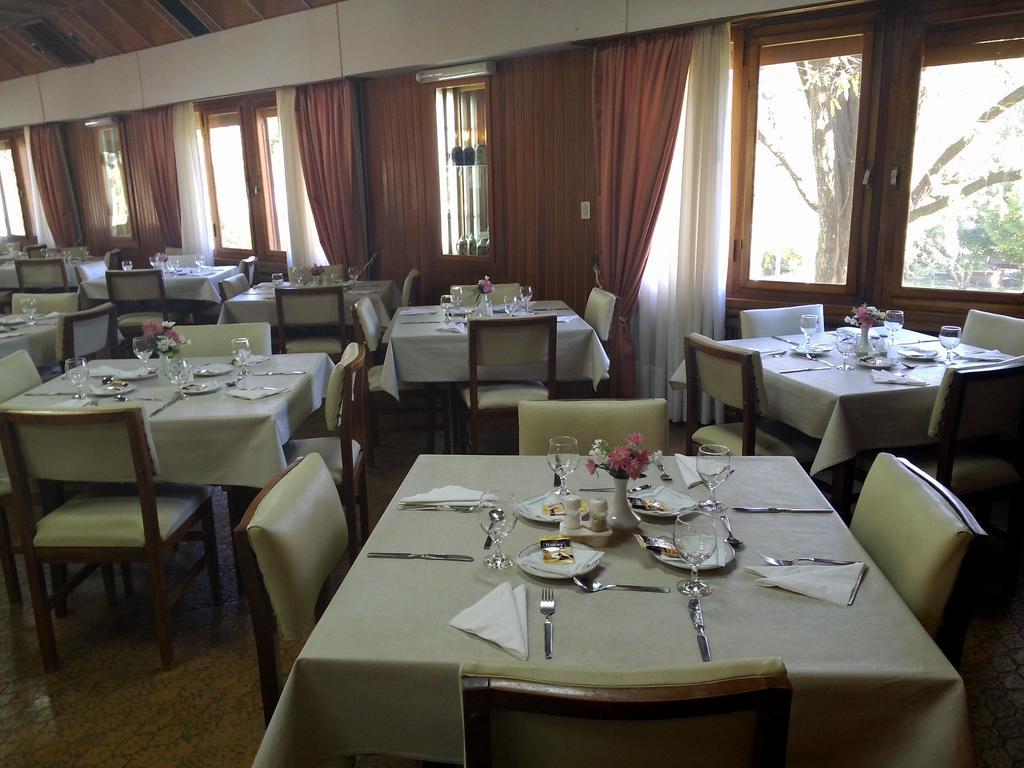Hotel Edelweiss Villa General Belgrano Luaran gambar